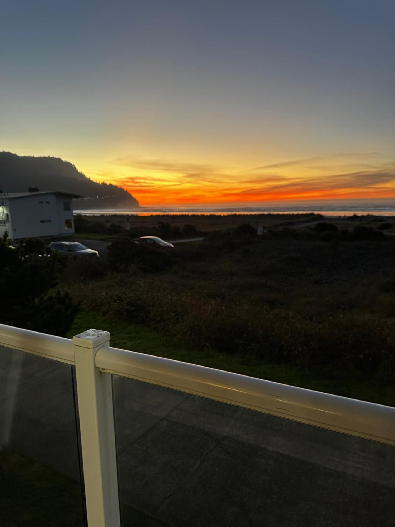 Inn At The Shore Seaside Exterior foto